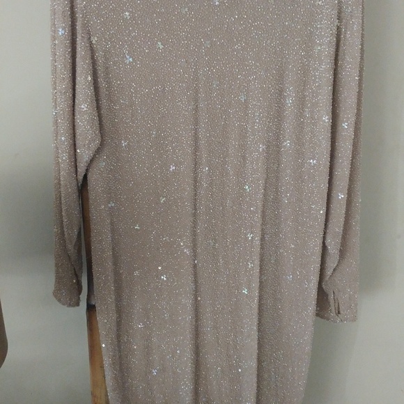 Dress - Picture 5 of 11